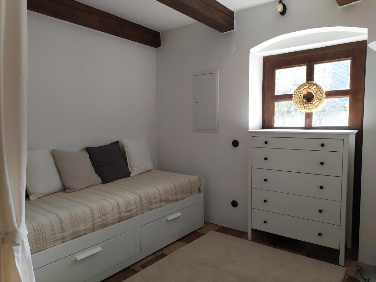 Forest Rustic Apartment Brdy Vesin Eksteriør bilde